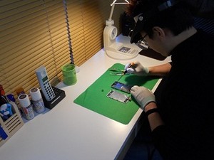 iPhone即日修理を格安で提供してます。